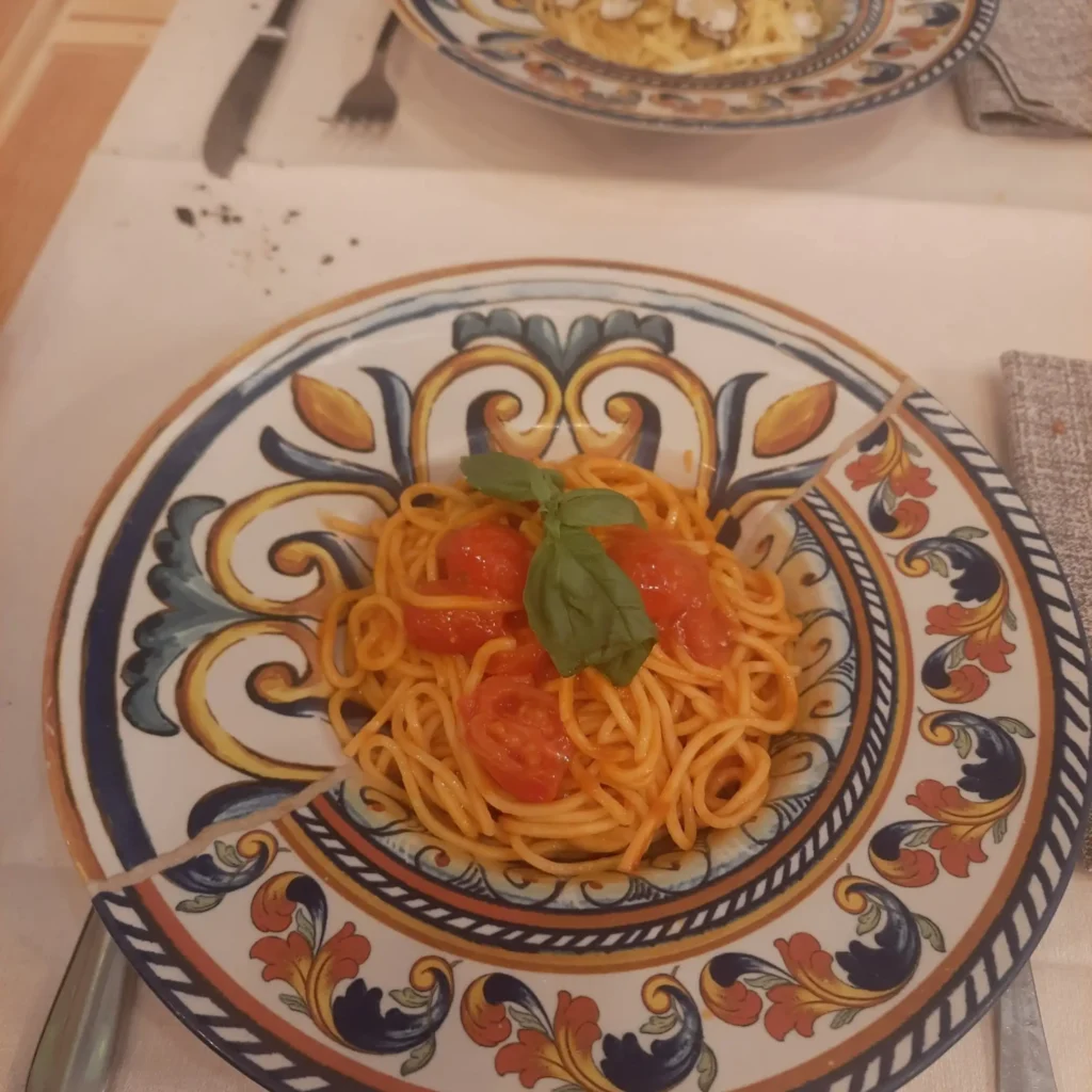 Spaghetti Al pomodoro
Floransa