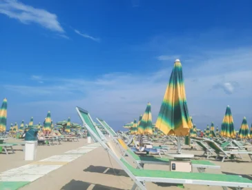 rimini rivazzura beach