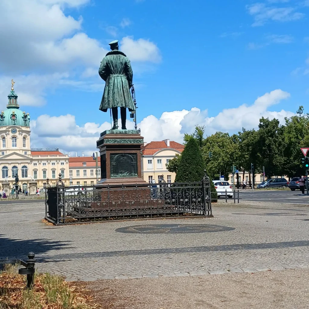 Berlin Saray Önü